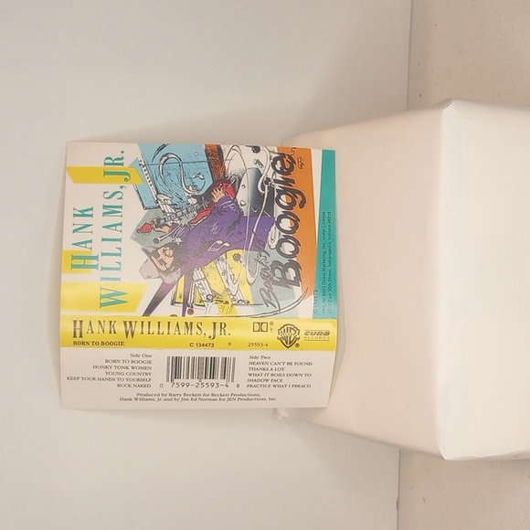 Hank Williams Jr Born to boogie vintage cassette tape 1987 Warner Bros records - Picture 7 of 9